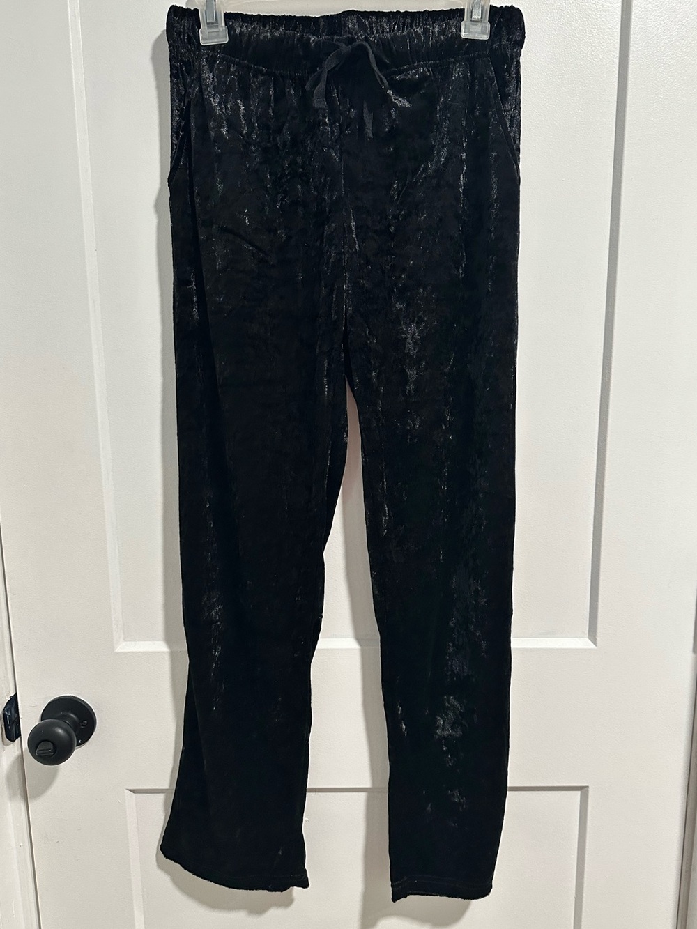 Betsey Johnson Black Crushed Velvet Straight-Leg Pants